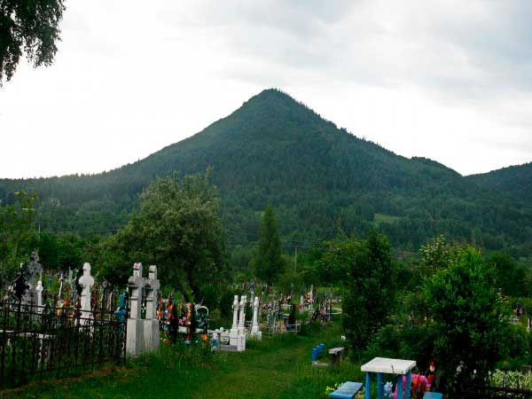 bukovyna-vyzhnytsya-berehomet-nad-seretom