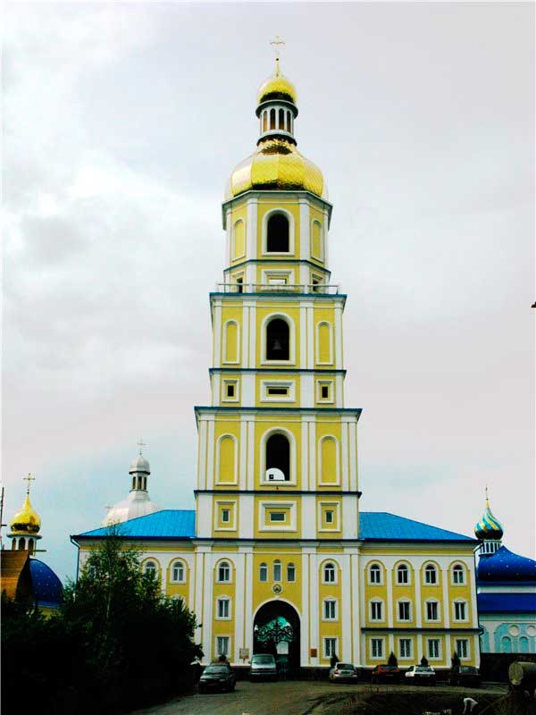 bukovyna-hertsaivschyna-molnytsia