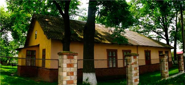 bukovyna-hlybokivschyna-petrychanka