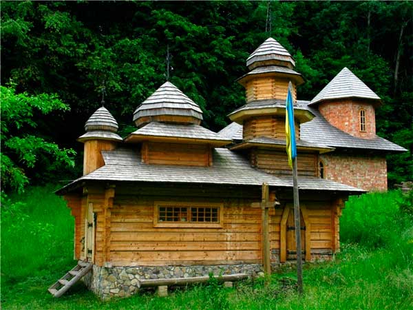 bukovyna-hlybokivschyna-chervona-dibrova