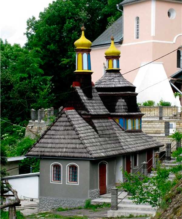 bukovyna-zastavnivschyna-khreshchatyk