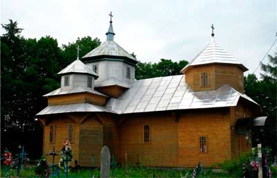bukovyna-storozhynechchyna-zrub-komarivskyi