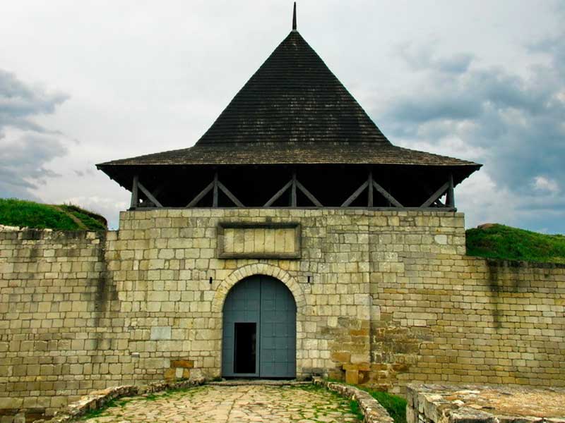 khotynska-fortetsia
