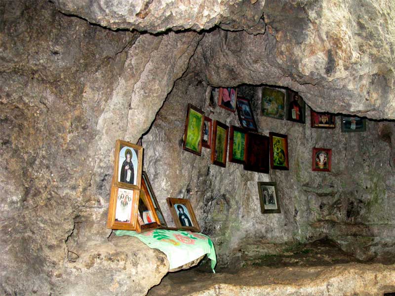 monastyri-bukovyny