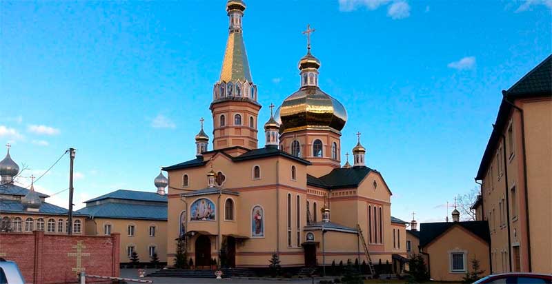 monastyri-bukovyny