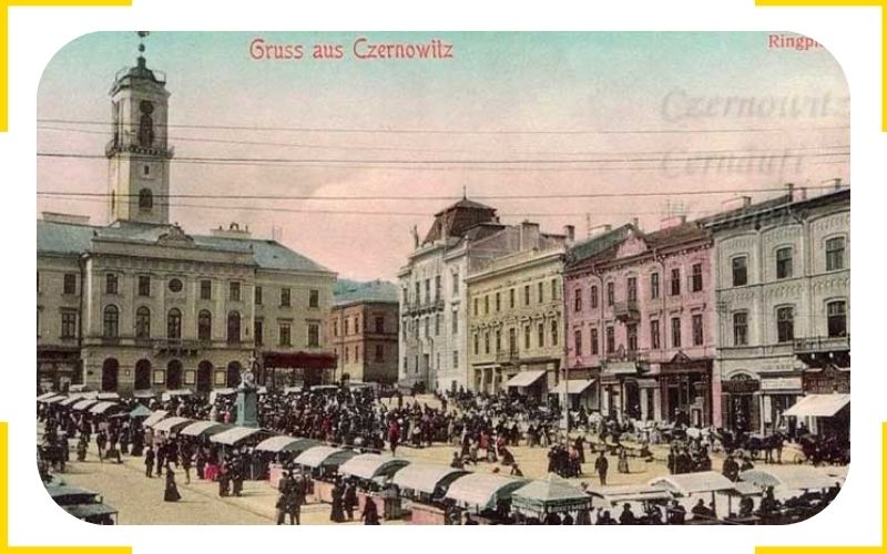 Можна було придбати прикраси з Парижа та спеції з Туреччини