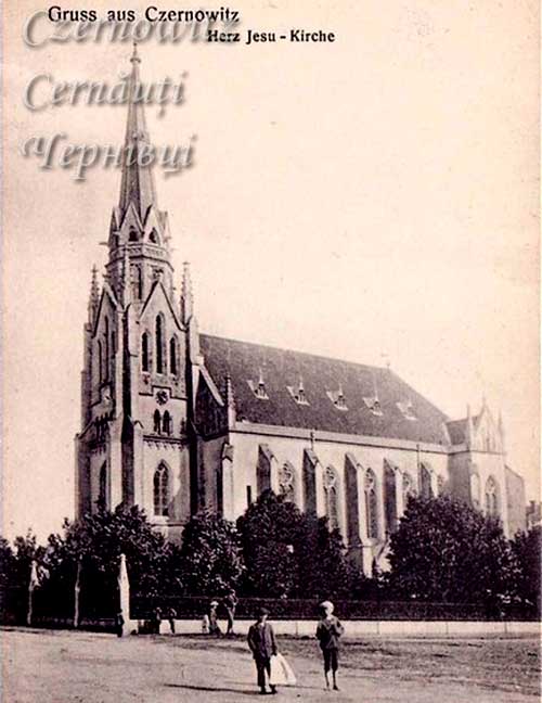 chernivtsi-kostel-sertse-isusa