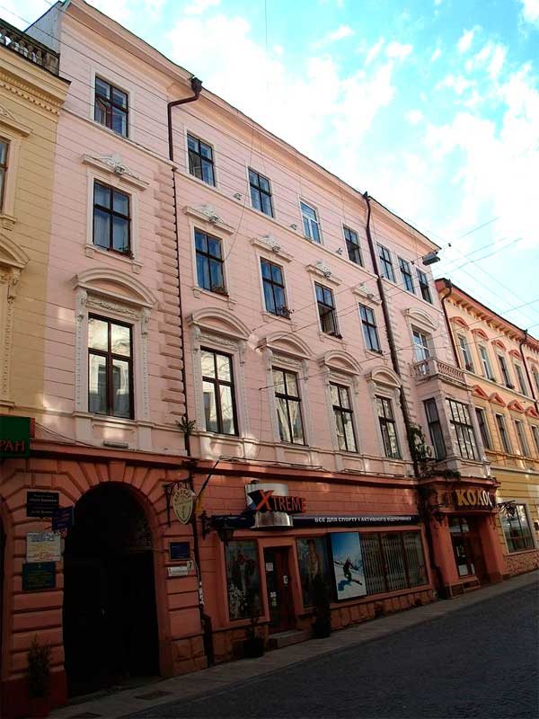 chernivtsi-vulytsia-kobylianskoi