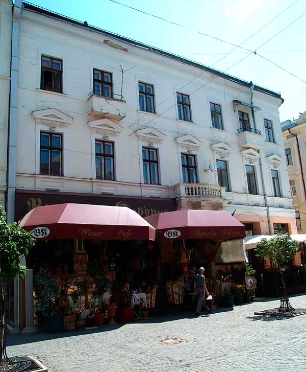 chernivtsi-vulytsia-kobylianskoi