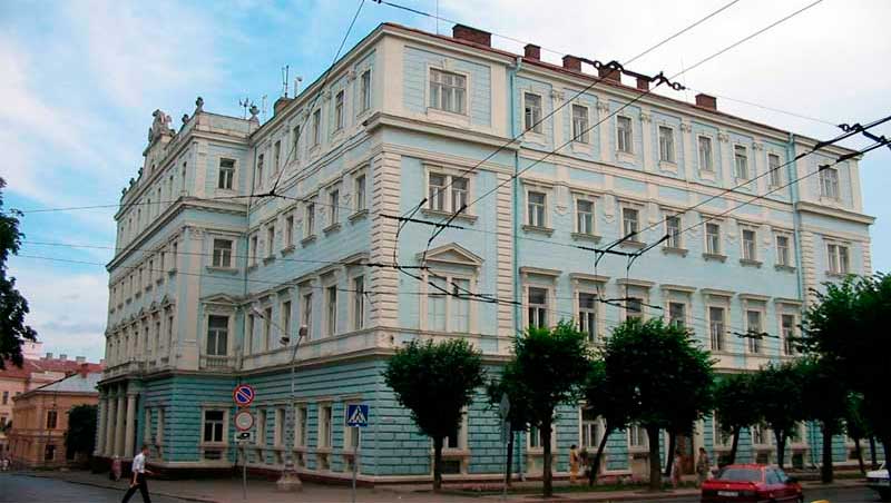 chernivtsi-soborna-ploshcha