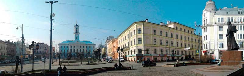 chernivtsi-tsentralna-ploshcha