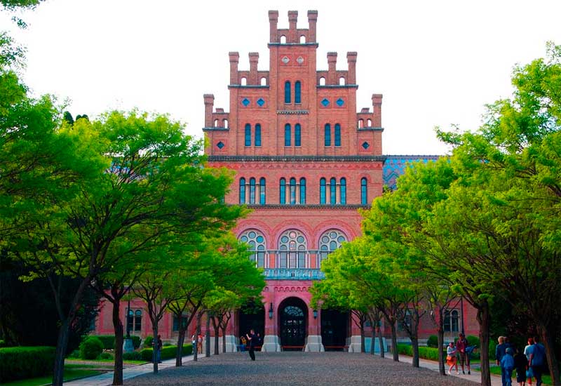 chernivtsi-universitet
