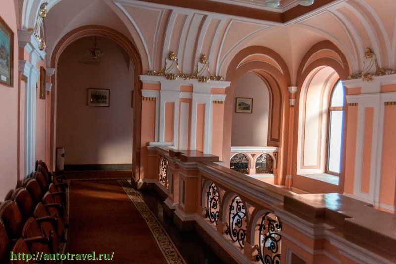 chernivtsi-ratusha