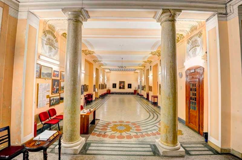 chernivtsi-khudozhnii-muzei