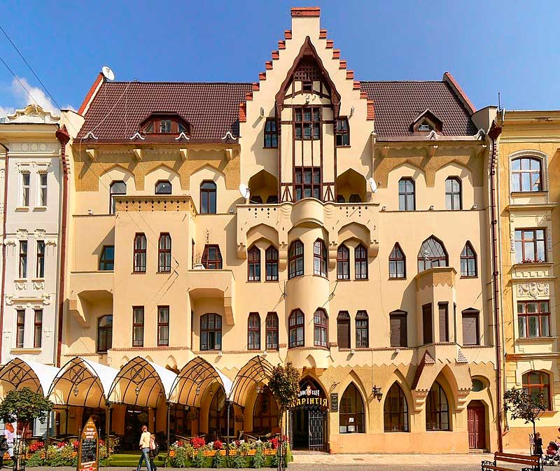 chernivtsi-nimetskyi-dim