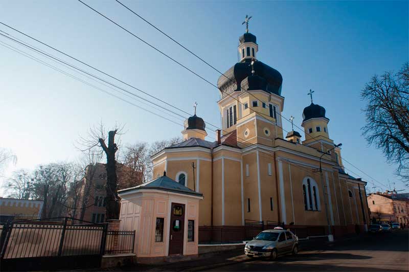 chernivtsi-uspenska-hreko-katolytska-tserkva