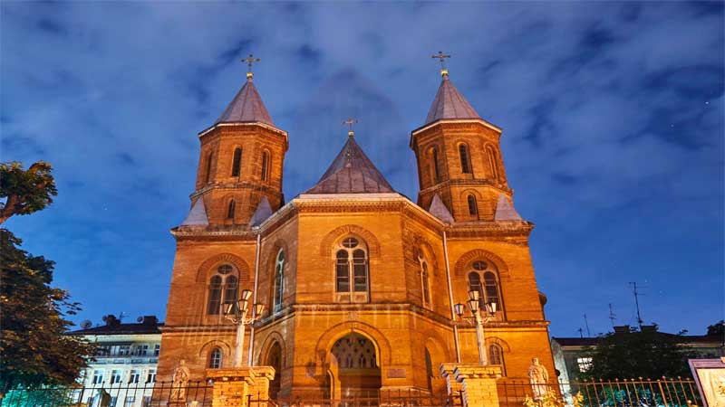 chernivtsi-virmenska-tserkva