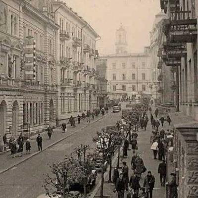 rozkvit-ta-trahediia-vulytsi-poshtovoi