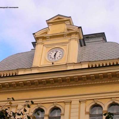 rozkvit-ta-trahediia-vulytsi-poshtovoi