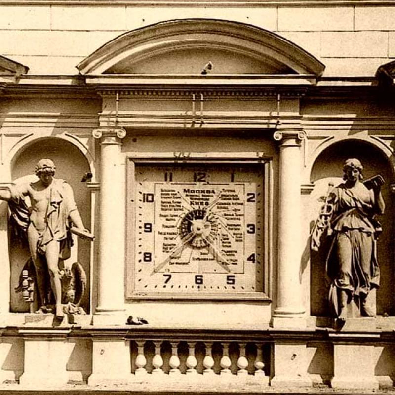 rozkvit-ta-trahediia-vulytsi-poshtovoi