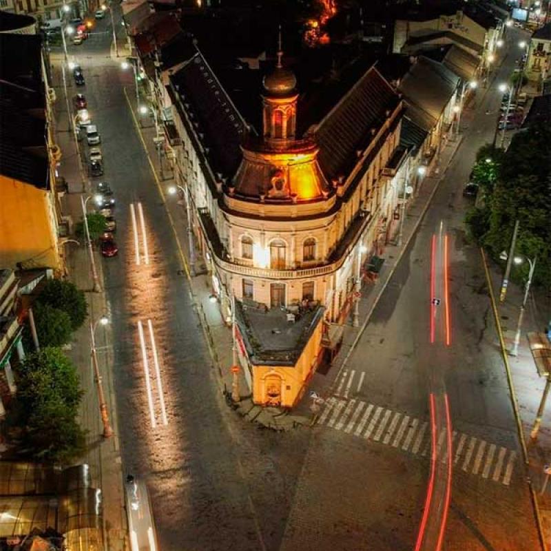 chernivtsi-budynok-korabel