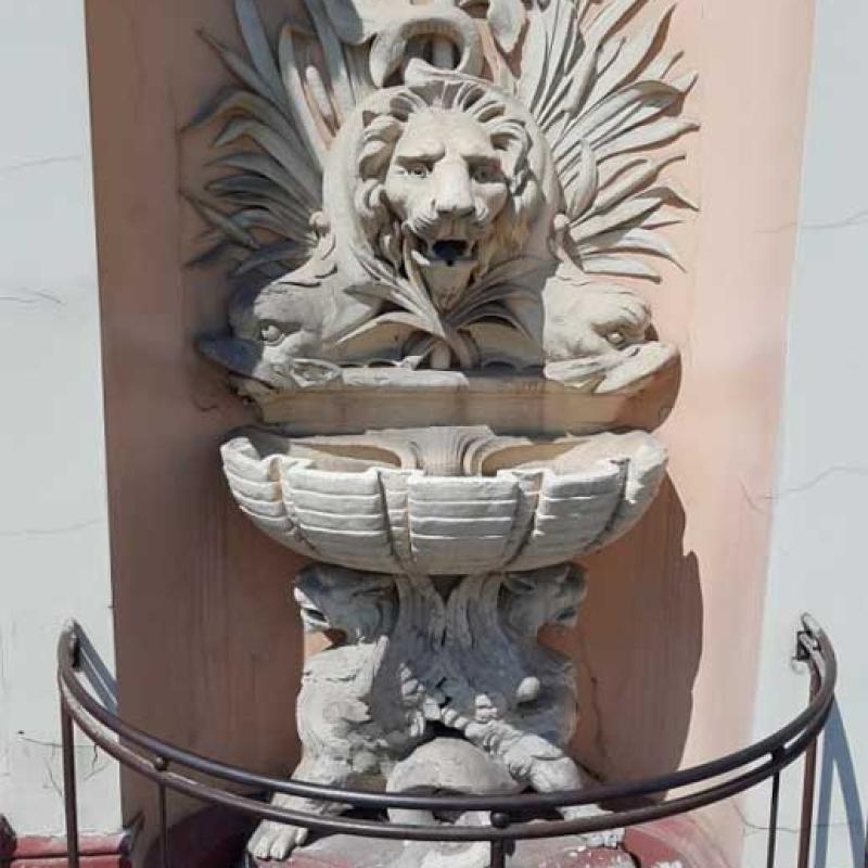 chernivtsi-budynok-korabel